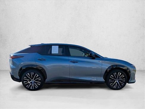 Used 2023 Lexus RZ 450e Premium image 6