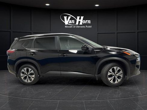 Used 2022 Nissan Rogue SV w/ SV Premium Package AWD/4WD image 6