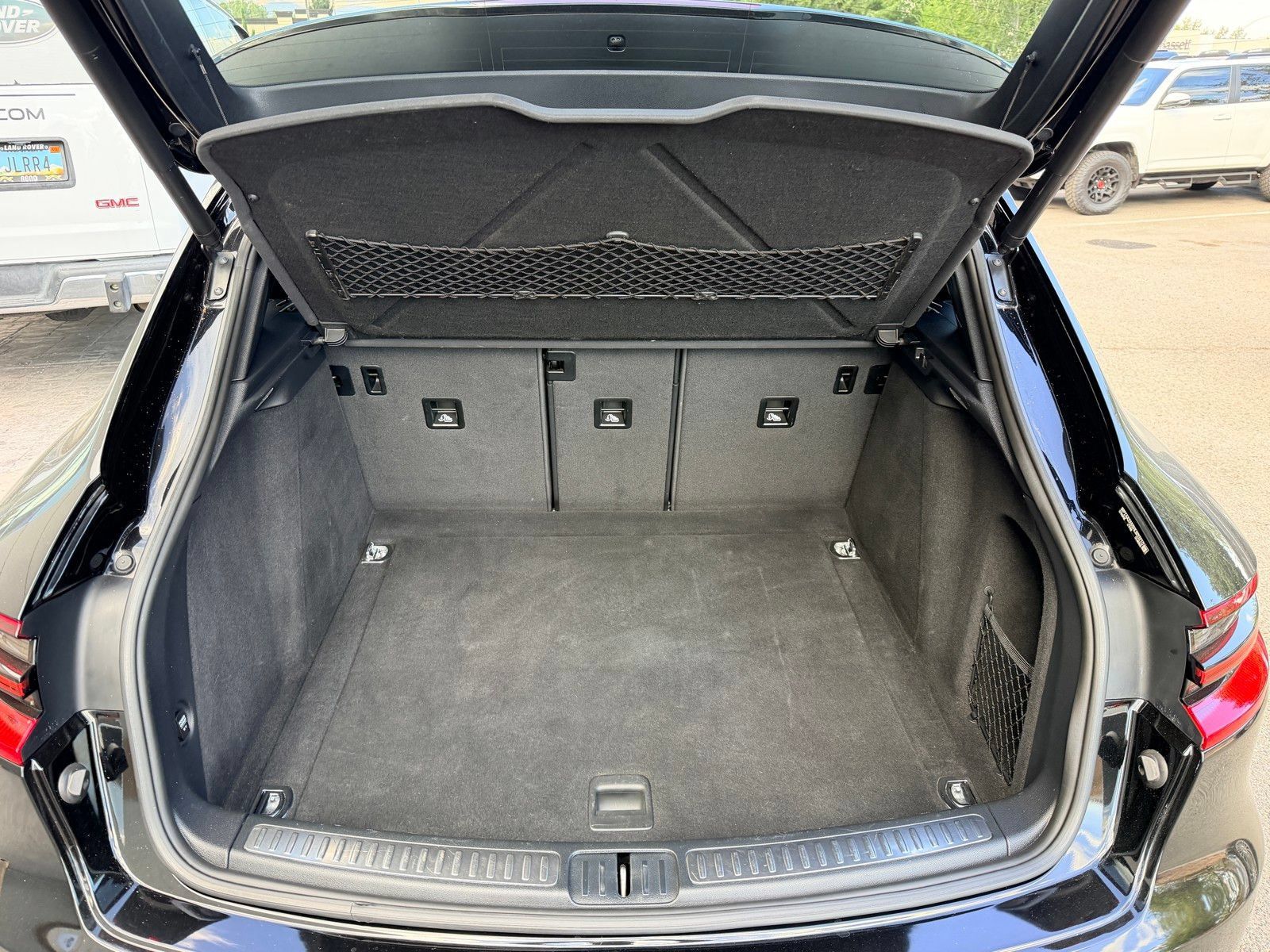 Used 2017 Porsche Macan AWD/4WD image 25