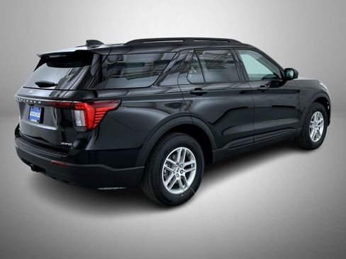 New 2026 Ford Explorer Active image 5