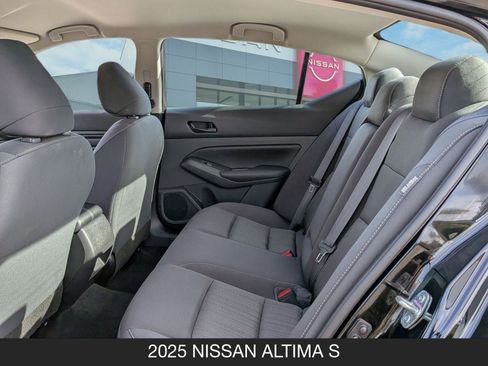 Certified 2025 Nissan Altima 2.5 S image 15