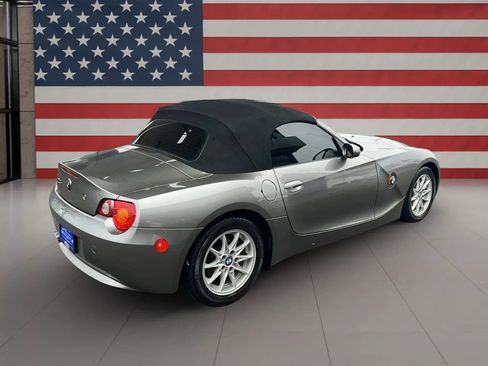 Used 2004 BMW Z4 2.5i image 5