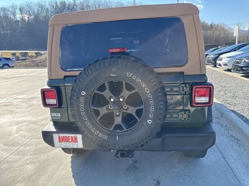 Used 2022 Jeep Wrangler Willys image 8