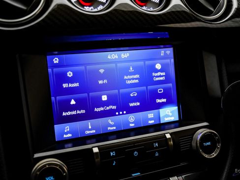 Used 2021 Ford Mustang Shelby GT500 w/ Carbon Fiber Track Pack image 74