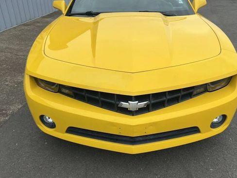 Used 2012 Chevrolet Camaro LT RWD image 2