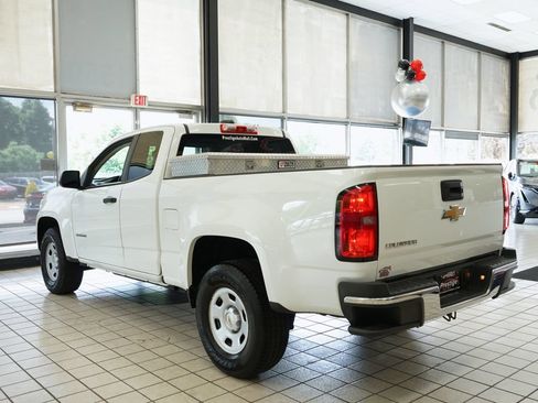 Used 2020 Chevrolet Colorado W/T RWD image 4