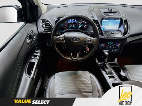 Used 2017 Ford Escape SE w/ Equipment Group 201A AWD/4WD image 24