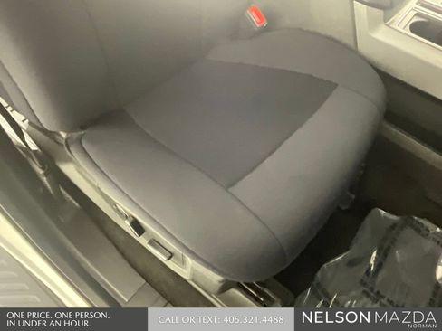 Used 2018 Ford F150 XLT w/ Equipment Group 302A Luxury AWD/4WD image 27