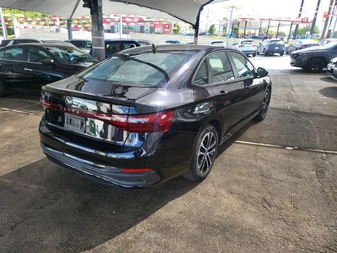 Used 2025 Volkswagen Jetta Sport FWD image 8