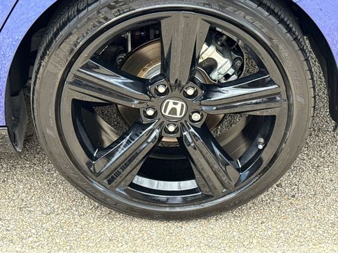 Used 2025 Honda Accord Sport image 9