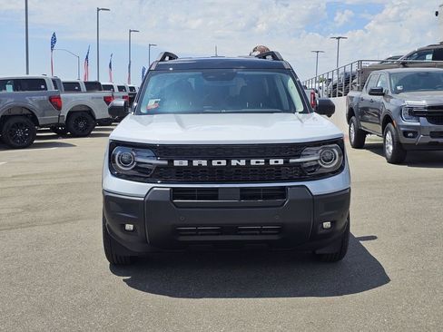 New 2026 Ford Bronco Sport Outer Banks w/ Outer Banks Tech Package+ AWD/4WD image 2