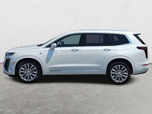 Used 2025 Cadillac XT6 Premium Luxury w/ LPO, Floor Liner Package image 8