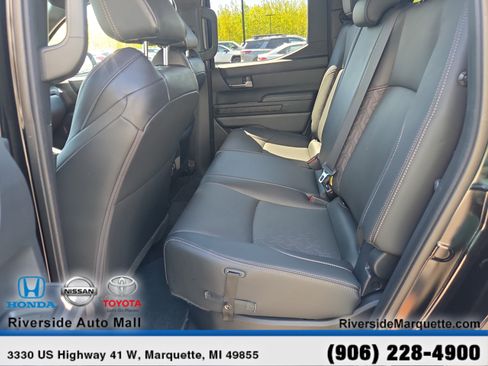 Used 2024 Toyota Tacoma Limited w/ Limited Package (LT) AWD/4WD image 25
