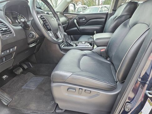 Used 2024 INFINITI QX80 Luxe image 11