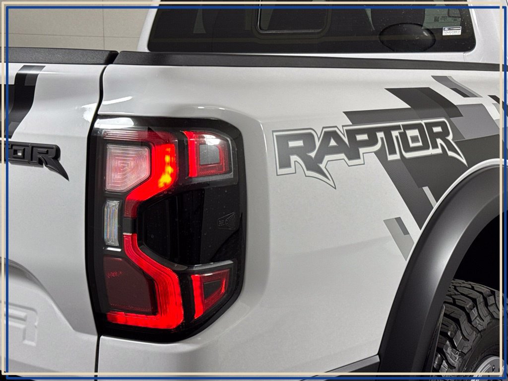 Used 2025 Ford Ranger Raptor AWD/4WD image 9