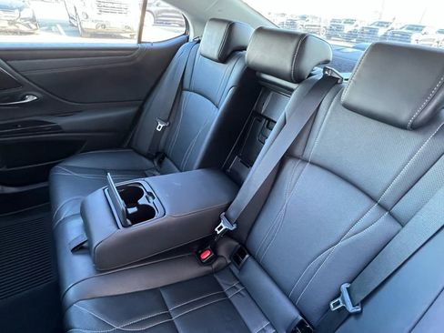 Used 2024 Lexus ES 350 Luxury w/ Accessory Package (Z2) image 25