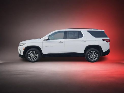 Used 2023 Chevrolet Traverse LT FWD image 5
