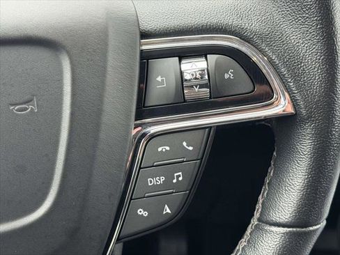 Used 2022 Lincoln Nautilus Standard image 19