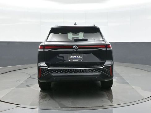 New 2026 Volkswagen Tiguan SE R-Line image 6