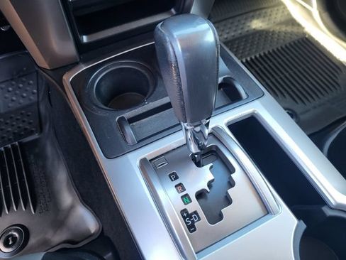 Used 2018 Toyota 4Runner SR5 Premium AWD/4WD image 19