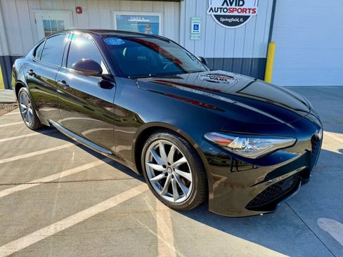 Used 2019 Alfa Romeo Giulia w/ Quick Order Package 22K Sport image 2