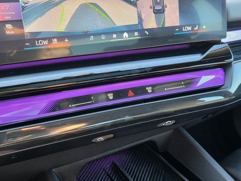 Used 2025 BMW i5 xDrive40 image 27