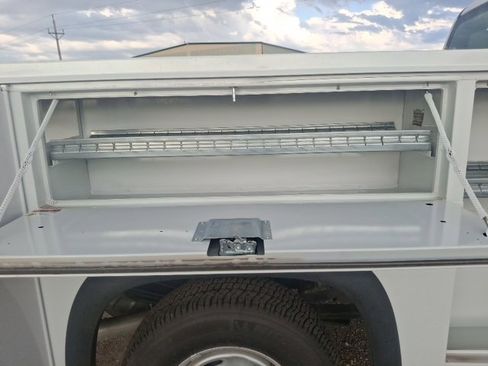 Used 2024 Ford F350 XL w/ Snow Plow Prep Package image 9