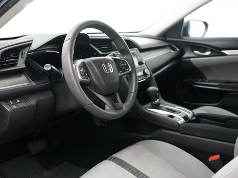 Used 2019 Honda Civic LX image 5