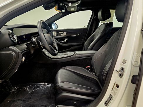 Used 2023 Mercedes-Benz E 350 4MATIC Sedan image 8