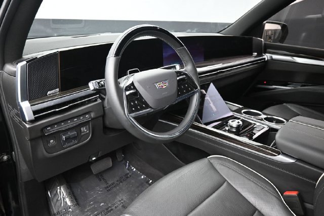 Used 2025 Cadillac Escalade Premium Luxury w/ Touring Package AWD/4WD image 13