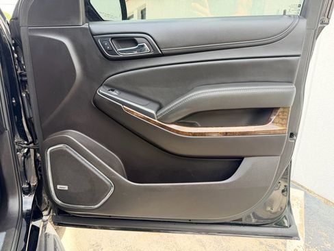 Used 2016 Chevrolet Tahoe LT w/ Luxury Package RWD image 25