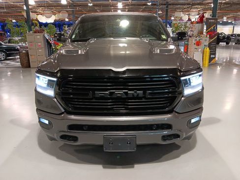 Used 2023 RAM 1500 Laramie AWD/4WD image 3
