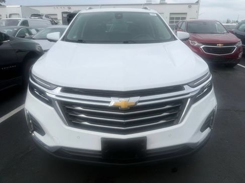 Used 2024 Chevrolet Equinox Premier AWD/4WD image 4