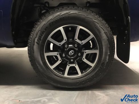 Used 2015 Toyota Tundra SR5 image 16