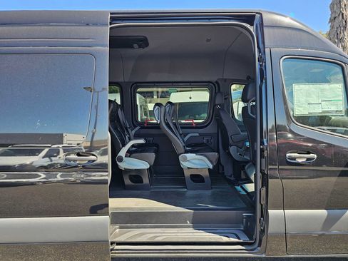 Used 2024 Mercedes-Benz Sprinter 3500 image 12