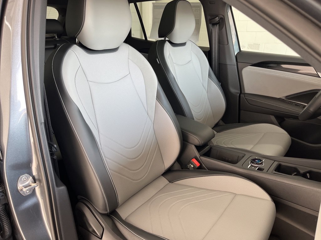 New 2026 Volkswagen Tiguan SE R-Line AWD/4WD image 35