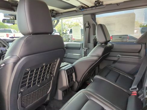 New 2026 Ford Bronco Badlands AWD/4WD image 18