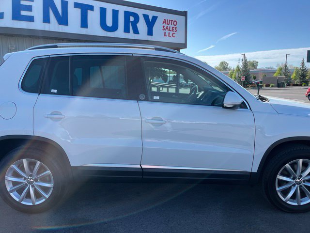 Used 2017 Volkswagen Tiguan Wolfsburg Edition FWD image 15