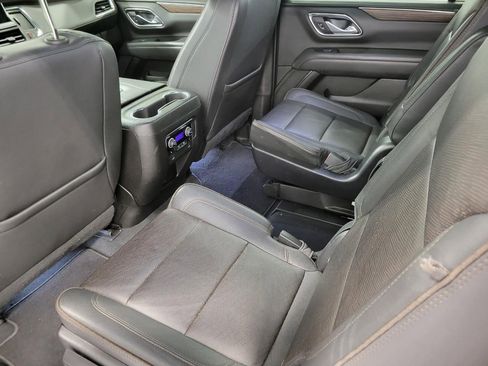 Used 2023 Chevrolet Suburban High Country AWD/4WD image 21
