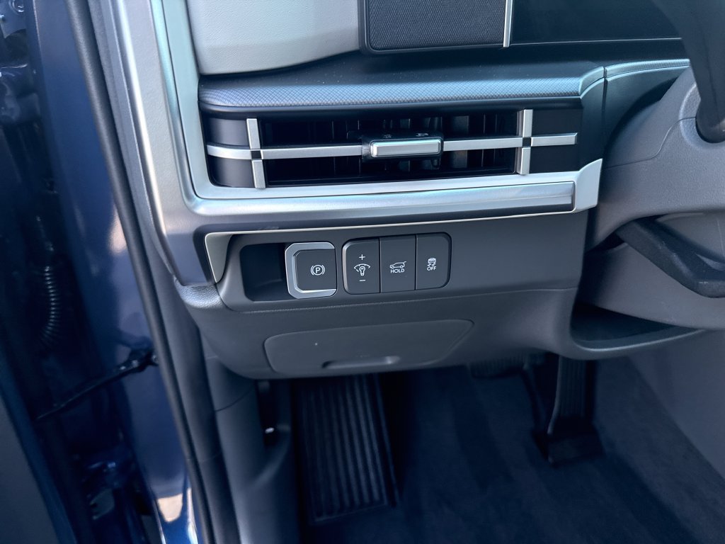 Certified 2026 Hyundai Santa Fe SEL AWD/4WD image 15