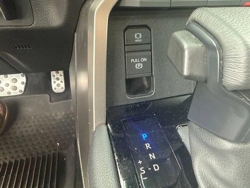 Used 2024 Toyota Tundra Limited w/ TRD Off-Road Package AWD/4WD image 20