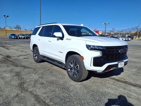 Used 2024 Chevrolet Tahoe Z71 w/ Luxury Package image 6
