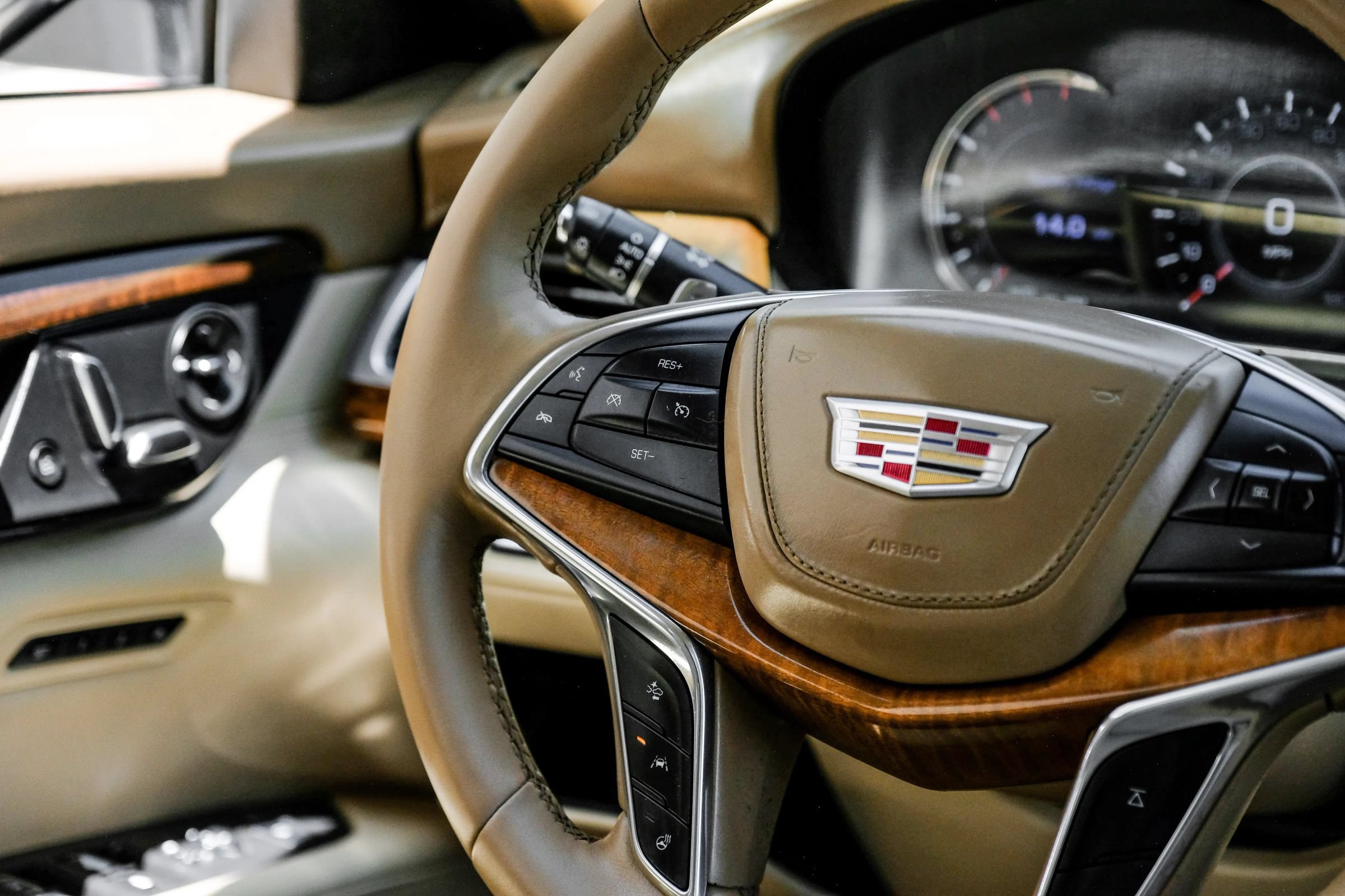 Used 2018 Cadillac CT6 Platinum AWD/4WD image 24