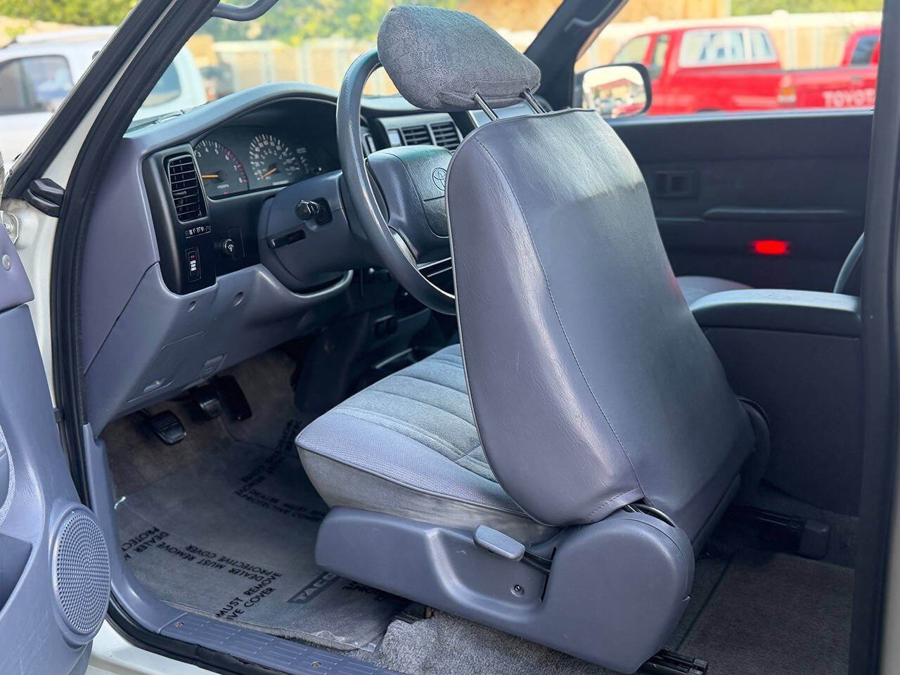Used 2000 Toyota Tacoma 4x4 Xtracab image 26