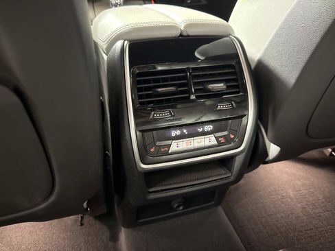 Used 2023 BMW X5 sDrive40i w/ Executive Package RWD image 14