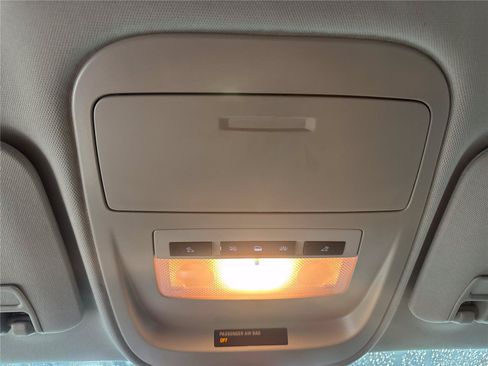 Used 2022 Chevrolet Colorado ZR2 AWD/4WD image 28