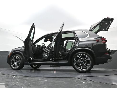 Used 2026 BMW X5 xDrive40i AWD/4WD image 41