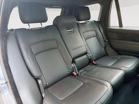 Used 2021 Land Rover Range Rover P525 Westminster Edition LWB AWD/4WD image 27