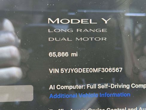 Used 2021 Tesla Model Y Long Range AWD/4WD image 32