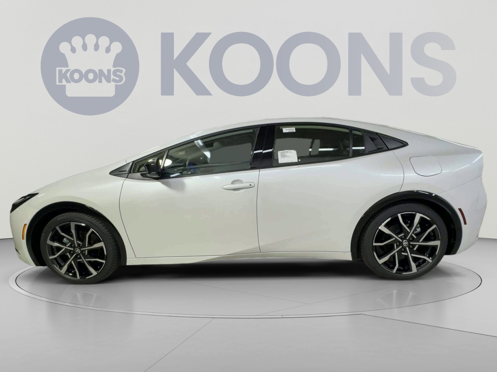 New 2027 Toyota Prius Plug-In Hybrid w/ Limited Premium Package FWD image 7